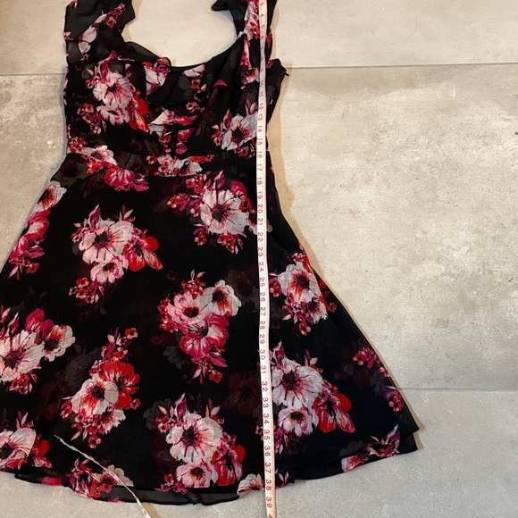 White House Black Market Black and Pink Floral Mini Dress - Picture 9 of 10